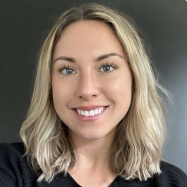 Image of Erin Roth